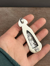 Load image into Gallery viewer, Our Lady of Fatima Sacred Heart pendant