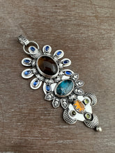 Load image into Gallery viewer, Elaborate kyanite pendant