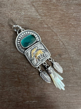 Load image into Gallery viewer, Golden Wandering Deer with Flourite