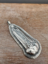 Load image into Gallery viewer, Our Lady of Fatima Sacred Heart pendant