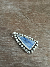 Load image into Gallery viewer, Small Kyanite beaded window