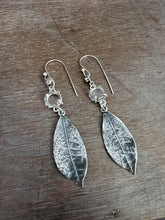 Load image into Gallery viewer, Leaf earrings