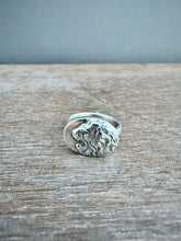 Load image into Gallery viewer, Lion ring -size 8