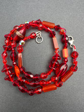 Load image into Gallery viewer, Vintage glass bead silk knotted necklace in reds