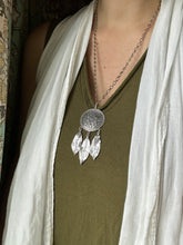 Load image into Gallery viewer, Feather Shield