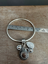 Load image into Gallery viewer, Sterling silver Jingle bangle