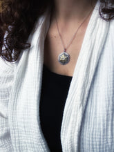 Load image into Gallery viewer, Single Snowflake with Gold