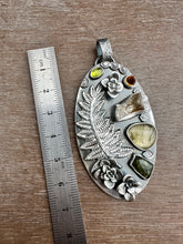 Load image into Gallery viewer, Mossy Fern pendant