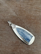 Load image into Gallery viewer, Bird in a window pendant