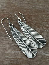 Load image into Gallery viewer, Stamped silver feather earrings