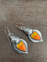 Load image into Gallery viewer, Rosarita Sacred Heart Earrings