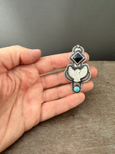 Load image into Gallery viewer, Mother of Pearl Bird Medallion