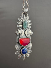 Load image into Gallery viewer, Lioness medallion