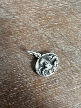 Load image into Gallery viewer, Hippocampus pendant #2