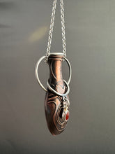 Load image into Gallery viewer, Amphora Pendant 1