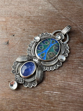 Load image into Gallery viewer, Cloisonné glass enamel with tanzanite