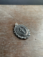 Load image into Gallery viewer, Miraculous Medal with a sacred heart on the back