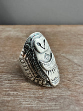 Load image into Gallery viewer, Moon owl ring size 9.5