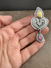 Load image into Gallery viewer, Garnet Sacred Heart pendant