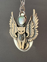 Load image into Gallery viewer, Kitty Pet with Large wings