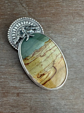 Load image into Gallery viewer, Flying bird with Picture Jasper Pendant