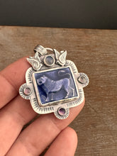 Load image into Gallery viewer, Purple Enameled Lion with fluorites and labradorite