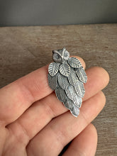 Load image into Gallery viewer, Feather Owl