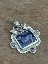 Load image into Gallery viewer, Purple Enameled Lion with fluorites and labradorite