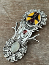 Load image into Gallery viewer, Cloisonne enamel antler medallion