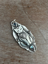 Load image into Gallery viewer, Jewel Cat -The tuxedo-