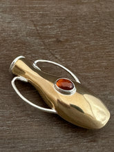 Load image into Gallery viewer, Amphora Pendant 2