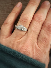 Load image into Gallery viewer, Fish Ring