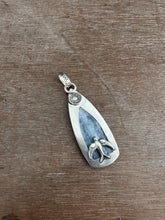 Load image into Gallery viewer, Bird in a window pendant