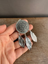 Load image into Gallery viewer, Feather Shield