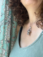 Load image into Gallery viewer, Vintage crystal pendant