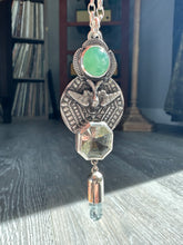 Load image into Gallery viewer, Green amethyst bird medallion