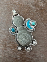 Load image into Gallery viewer, Fairy stone Pendant with Turquoise and Pearls
