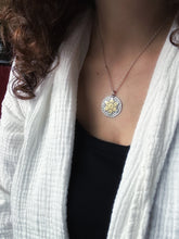 Load image into Gallery viewer, Single Snowflake with Gold