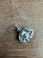 Load image into Gallery viewer, Hippocampus pendant #1