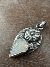Load image into Gallery viewer, Carved moonstone medallion