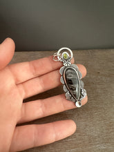 Load image into Gallery viewer, Hypersthene pendant