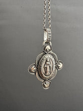 Load image into Gallery viewer, Miraculous medal pendant