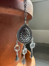 Load image into Gallery viewer, Light catcher Medallion