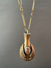 Load image into Gallery viewer, Brass paper clip chain