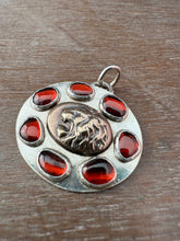 Load image into Gallery viewer, Bronze lion with 7 garnets