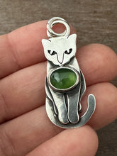 Load image into Gallery viewer, Sterling silver Kitty Pet with Green Serpentine