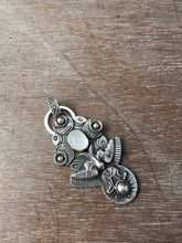 Load image into Gallery viewer, Moonstone bird medallion