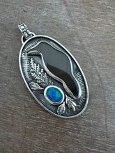 Load image into Gallery viewer, Obsidian crow with an opal