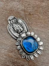 Load image into Gallery viewer, Helen the owl, Queen of the forest.