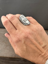 Load image into Gallery viewer, Moon owl ring size 8